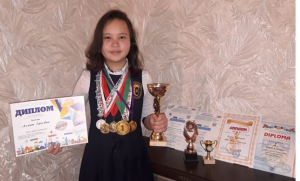 «Қазақстанның ұлы ақындары» халықаралық қашықтықтан мәнерлеп оқу сайысы